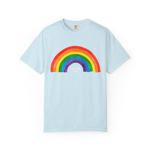 Rainbow Graphic Unisex T-Shirt - "La Vie En Arc-en-Ciel" Inspirational Tee