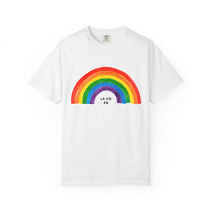 Rainbow Graphic Unisex T-Shirt - "La Vie En Arc-en-Ciel" Inspirational Tee