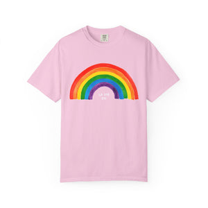 Rainbow Graphic Unisex T-Shirt - "La Vie En Arc-en-Ciel" Inspirational Tee
